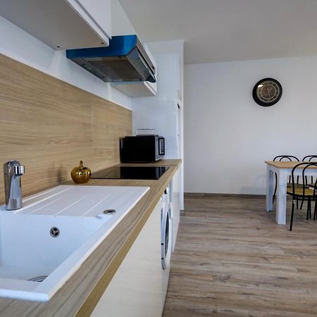 Le Westy 1 Lägenhet Hieres-Sur-Amby Exteriör bild